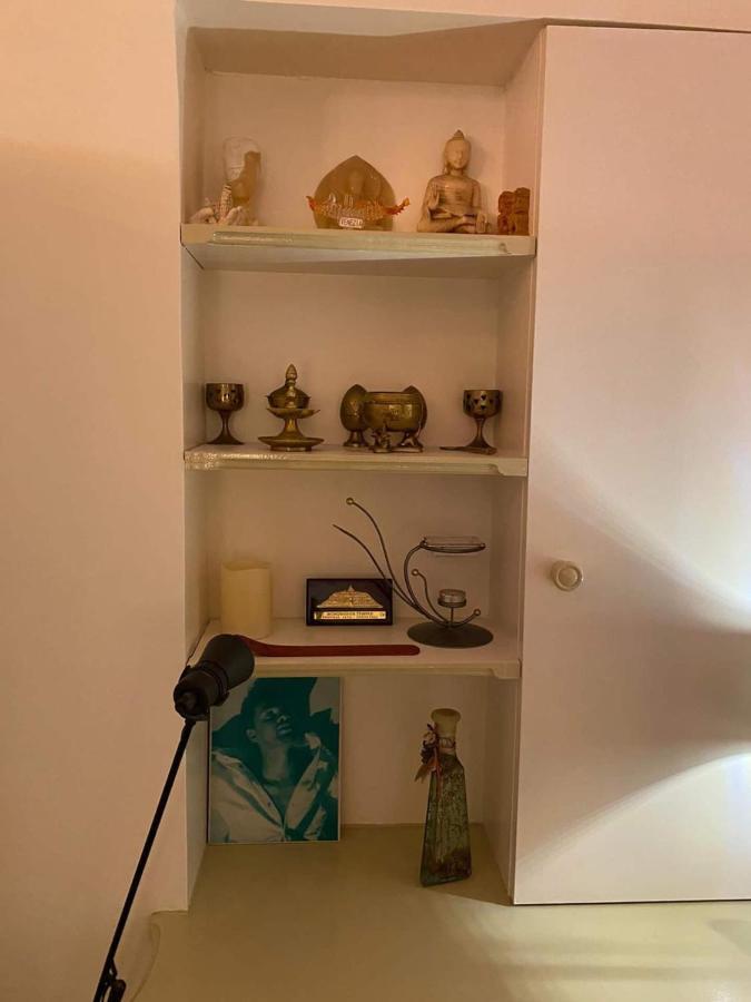 Romantic Apartment In Париж Екстериор снимка