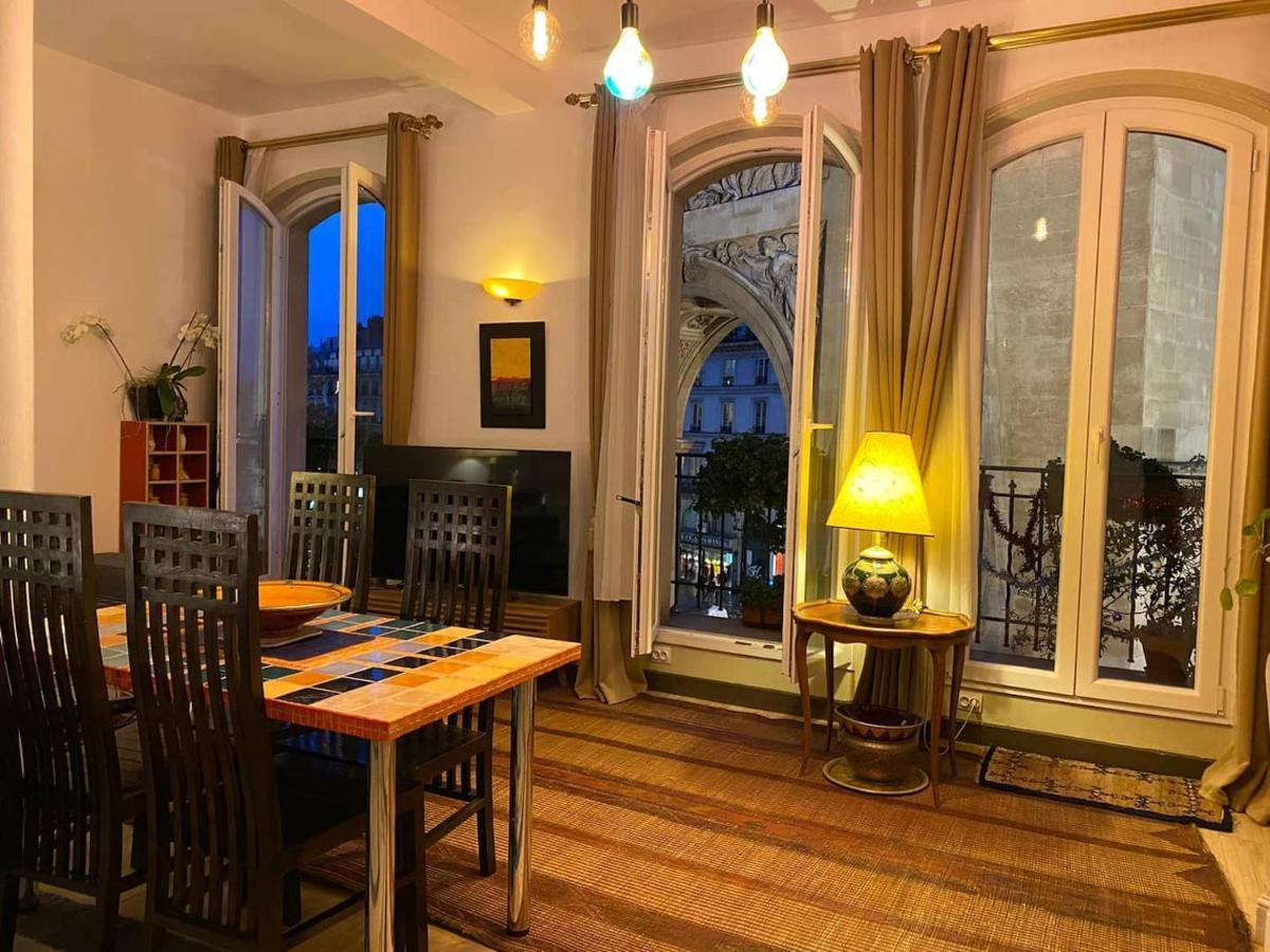 Romantic Apartment In Париж Екстериор снимка